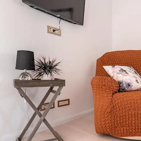 Apartman Plush In With Hot Tub And Near The Sea Fiume